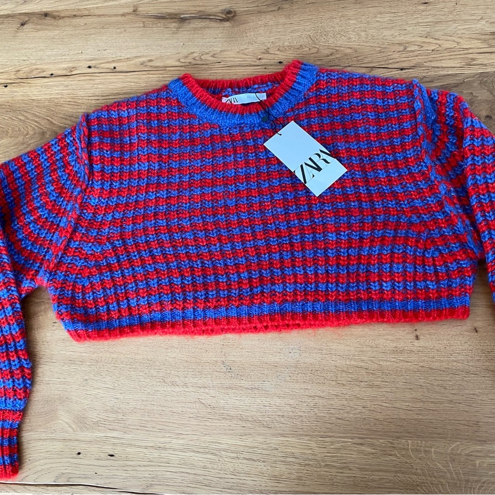 Zara NWT S Cropped knit sweater with stripes, balloon sleeves